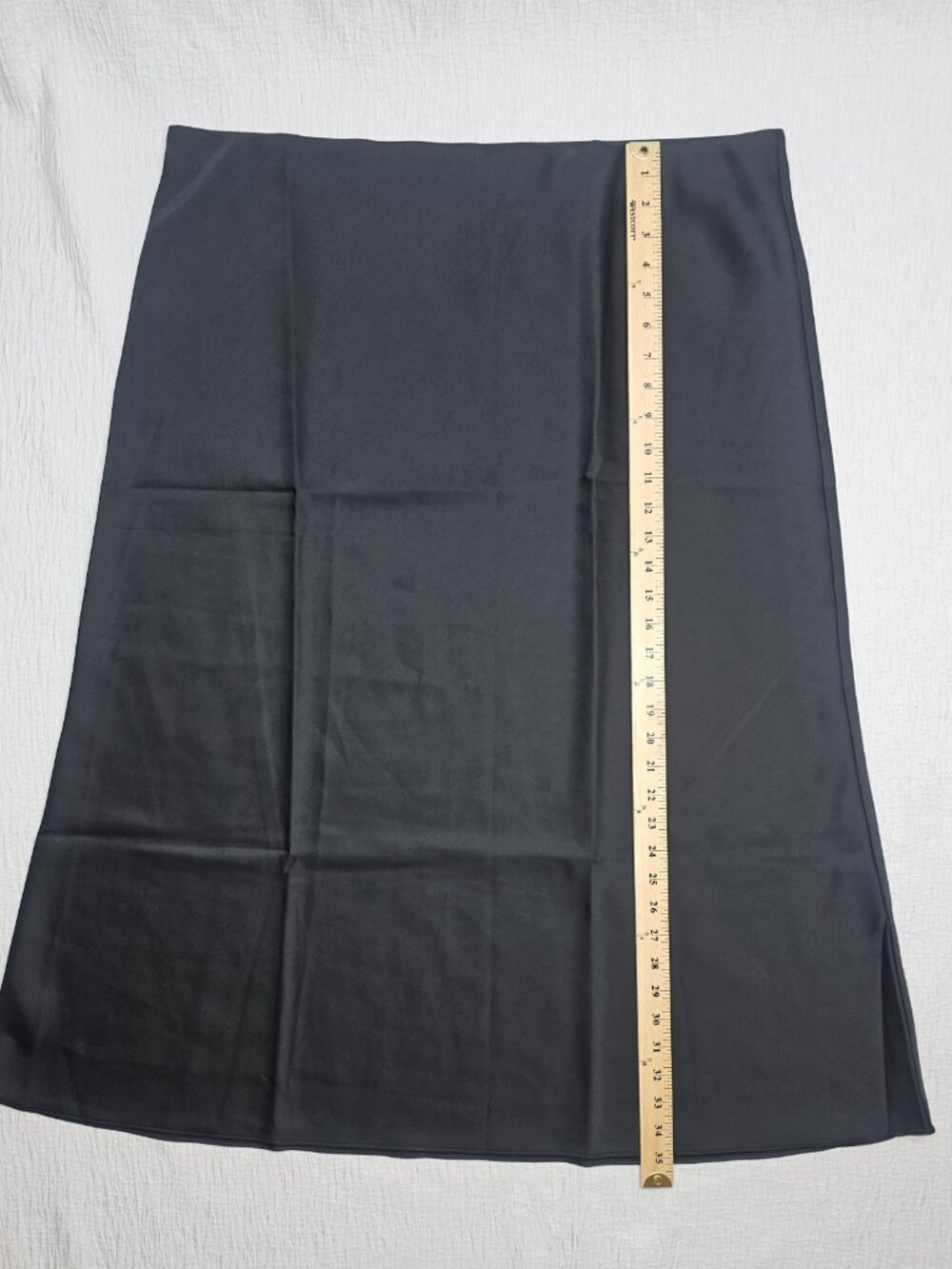 Express Women’s Black Midi Satin Skirt Size XXL - Picture 3 of 5